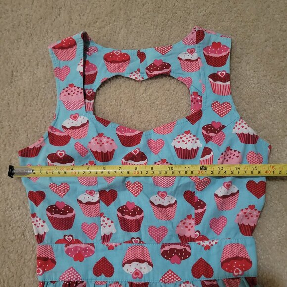 Retrolicious Cupcake Heart Pinup Size Small Dress/ Valentines Day pretty punk - Picture 9 of 9